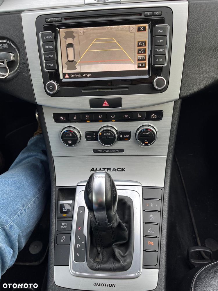 Volkswagen Passat Alltrack 2.0 TDI 4Mot DSG - 32