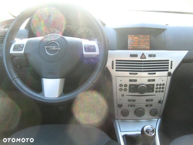Opel Astra 1.6 Cosmo - 14