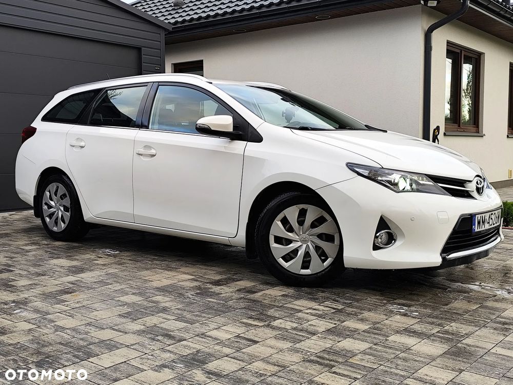 Toyota Auris - 17