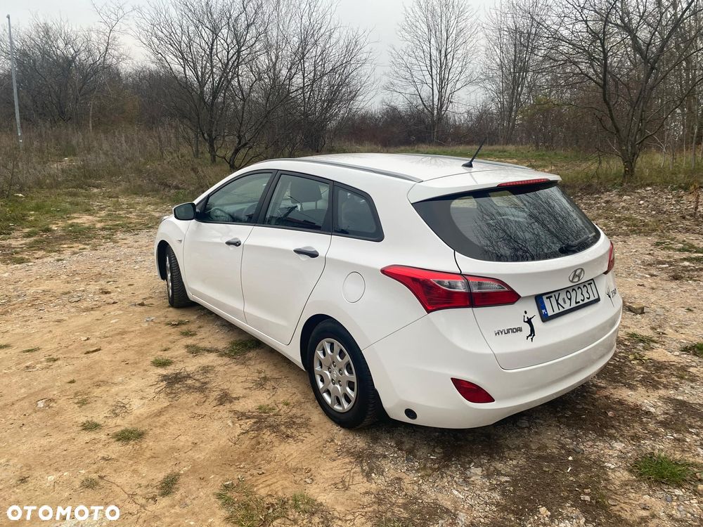 Hyundai i30 1.4 Classic - 4