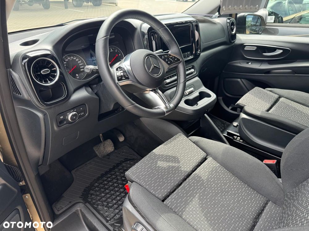 Mercedes-Benz Vito - 17