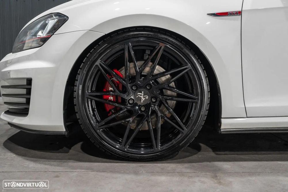 VW Golf GTI Performance BlueMotion DSG - 28
