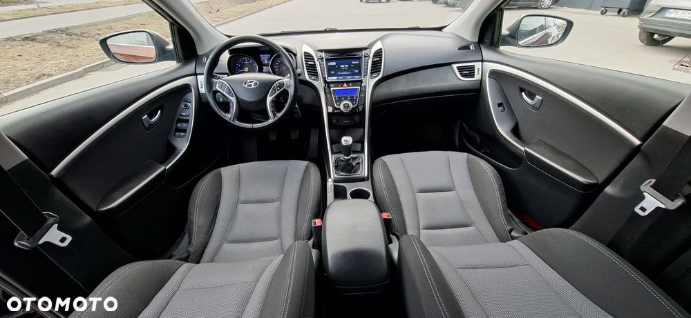 Hyundai i30 1.6 GDI Style - 11