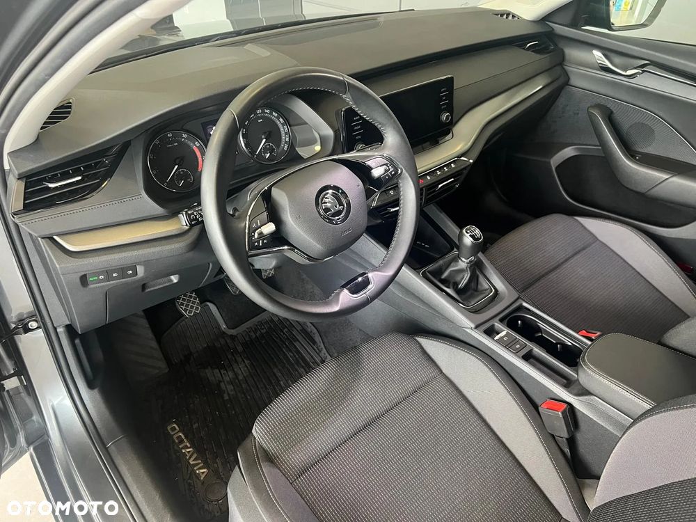 Skoda Octavia 1.5 TSI ACT Ambition - 9