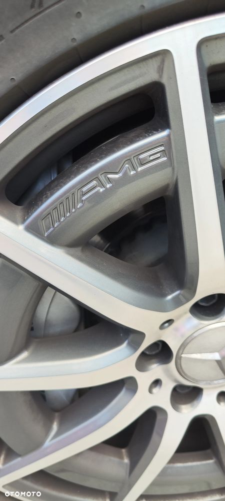 Mercedes-Benz Klasa C AMG 43 mHEV 4-Matic - 33