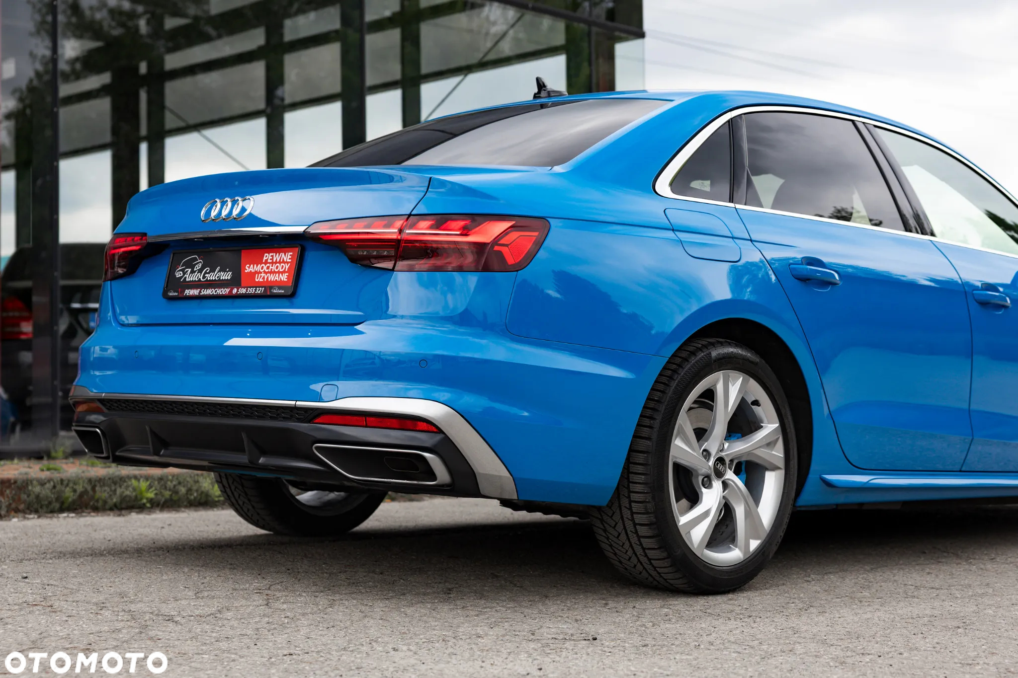 Audi A4 Avant 40 TFSI quattro S tronic S line - 13