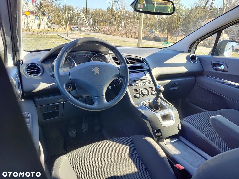 Peugeot 5008 1.6 THP Active 7os - 11