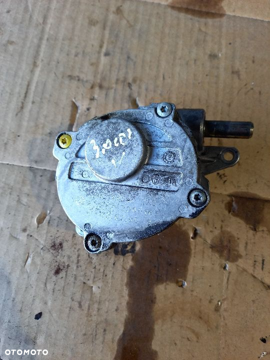 MERCEDES E KLASA W211 3.0 CDI V6 POMPA WAKUM A6422300165