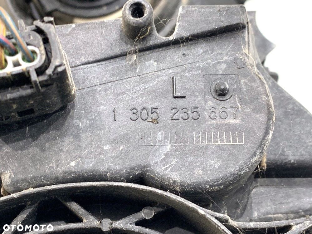 REFLEKTOR PRAWY PRZÓD  BMW 3 Compact (E46) 2001 - 2005 316 ti 85 kW [115 KM] benzyna 2002 - 2005 - 4