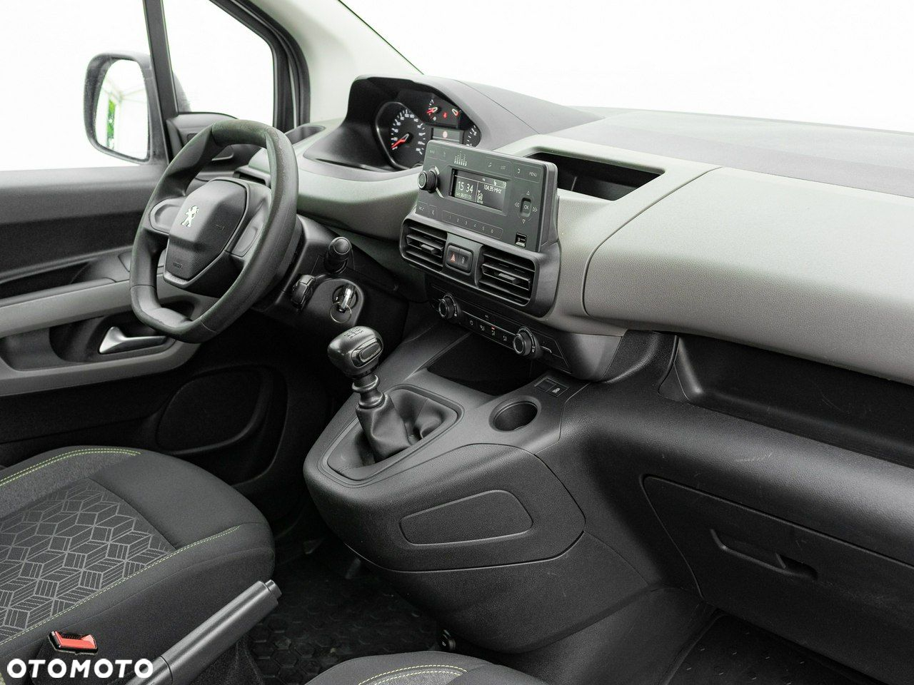 Peugeot Rifter 1.2 PureTech Active S&S - 27