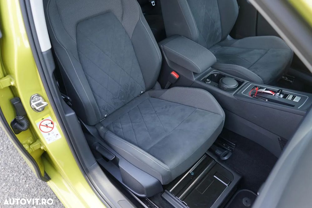 Volkswagen Golf 1.5 eTSI ACT DSG MHEV Style - 7