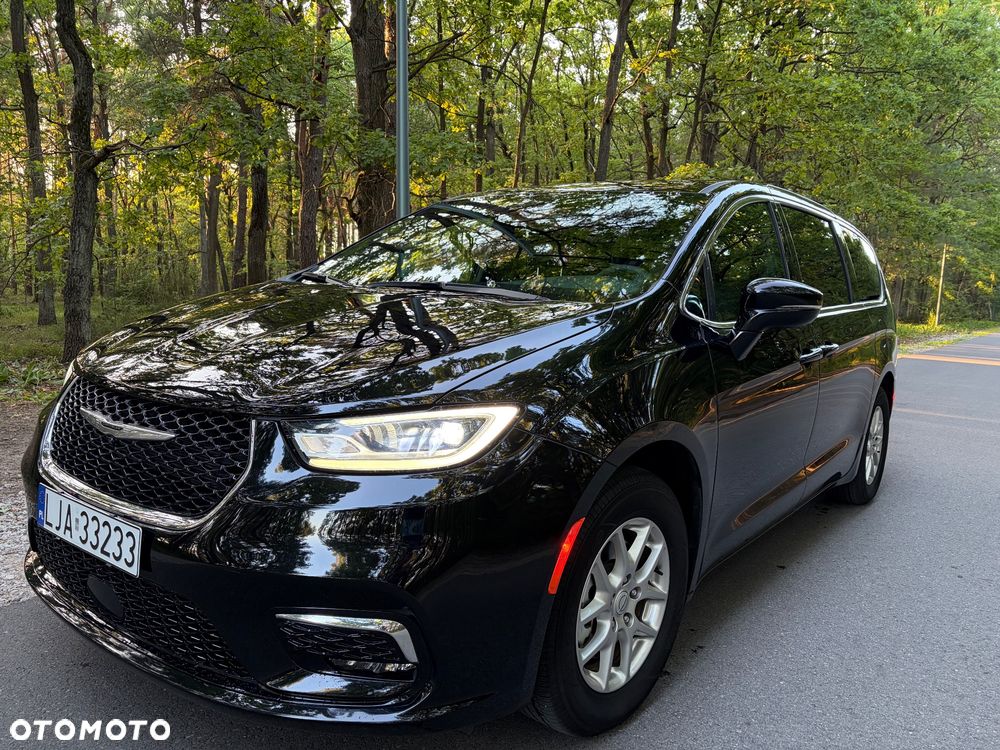 Chrysler Pacifica 2025 photo 3