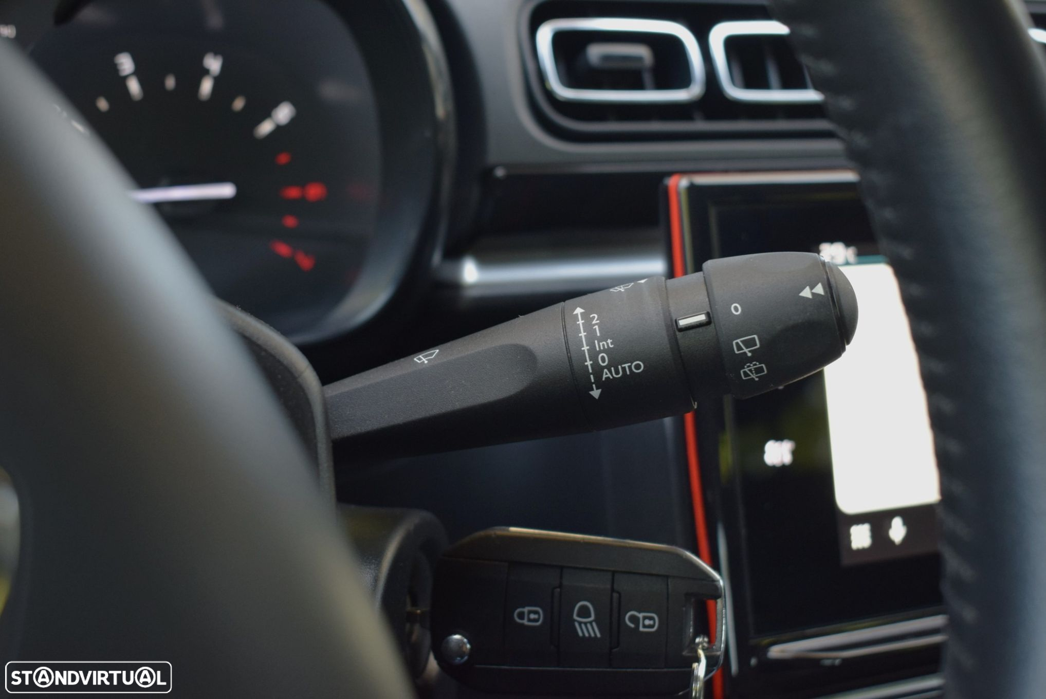 Citroën C3 1.2 PureTech Shine - 18