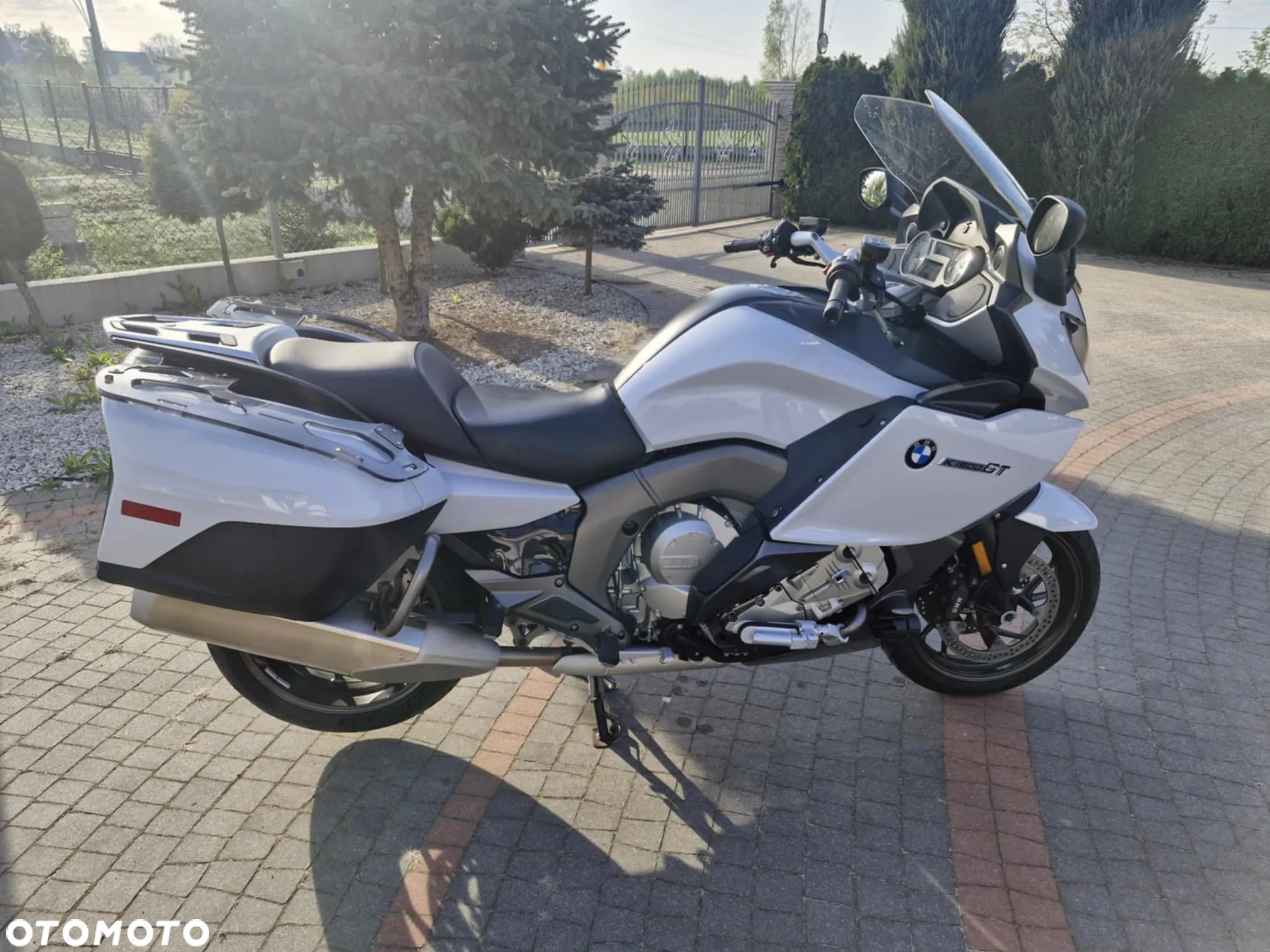 BMW K - 8