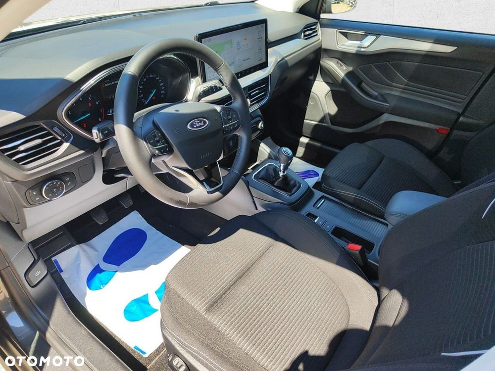 Ford Focus - 12