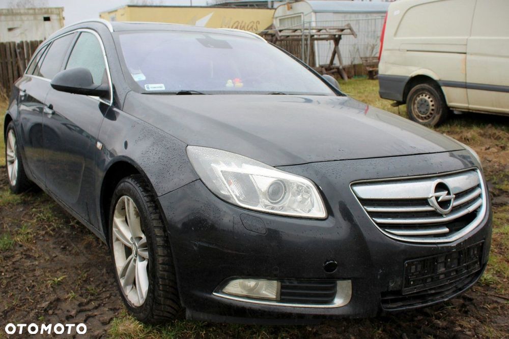 Opel Insignia A 2009 2.0CDTI A20DTH Kombi (MASKA, ZDERZAK, LAMPA, BŁOTNIK, DRZWI, SZYBA, FOTEL) - 2