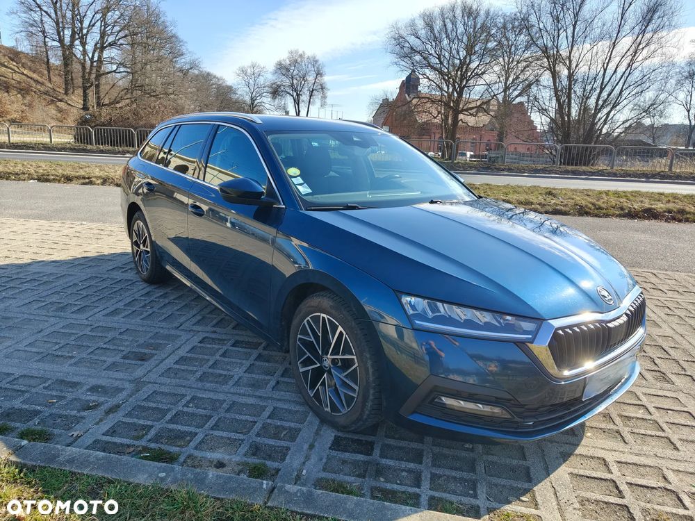 Skoda Octavia 2.0 TDI Sportline DSG - 3