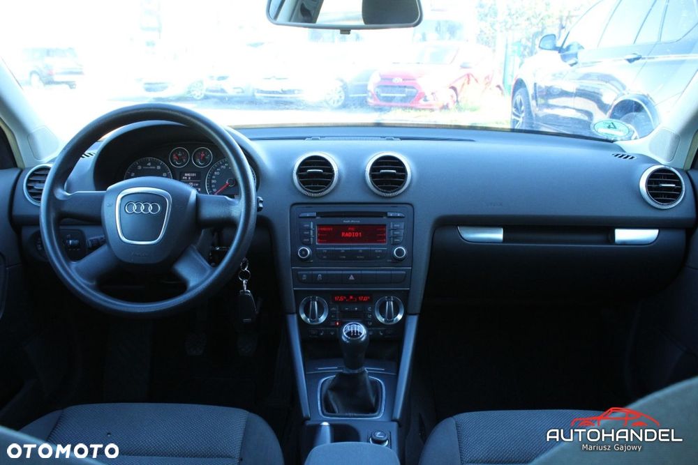 Audi A3 Sportback - 8