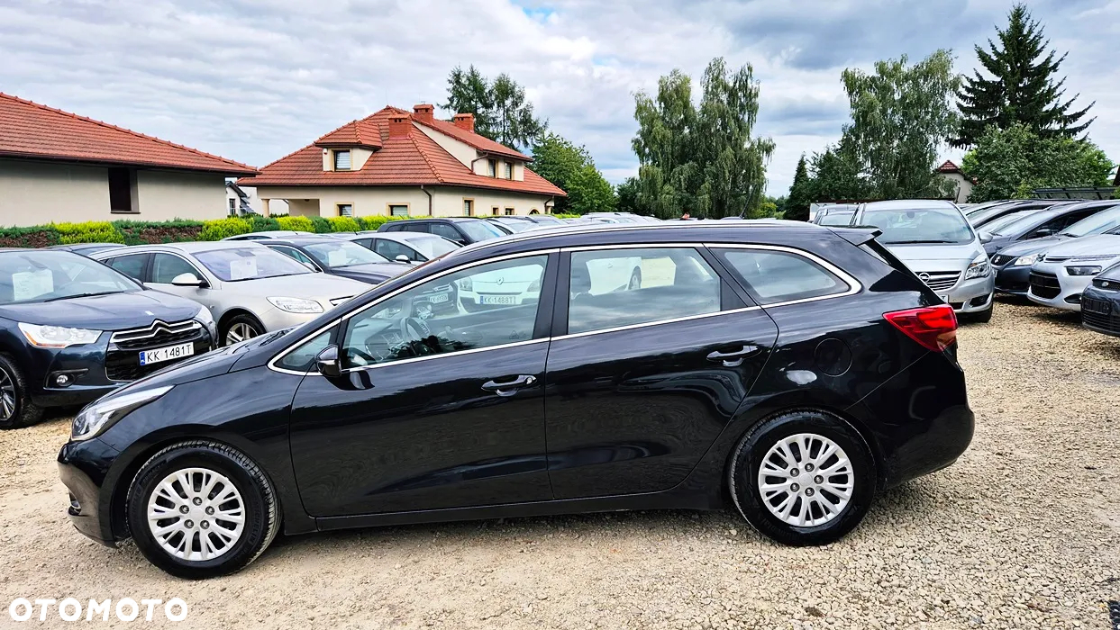 Kia Ceed Cee'd 1.6 GDI XL - 24