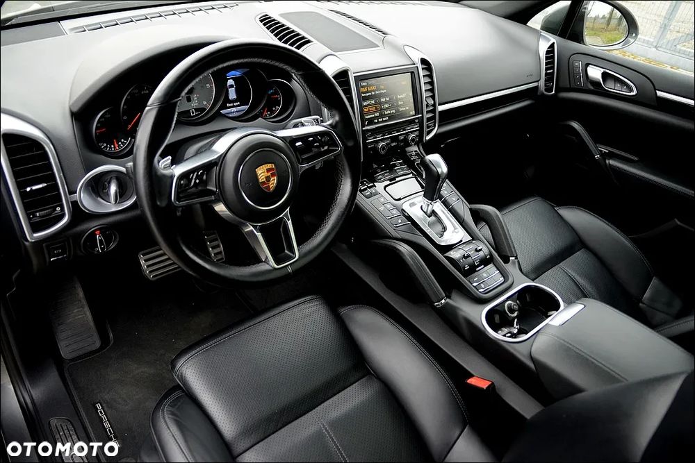 Porsche Cayenne S Platinum Edition - 20