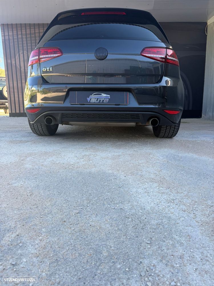 VW Golf 2.0 TSi GTi - 9