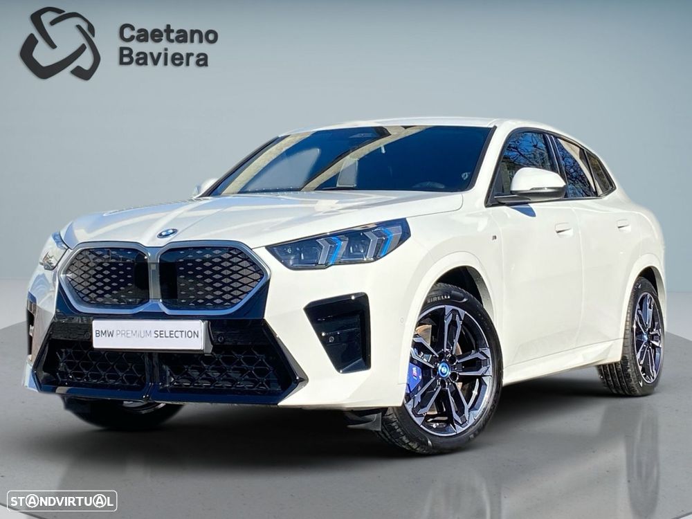 BMW iX2 eDrive20 Pack Desportivo M - 1