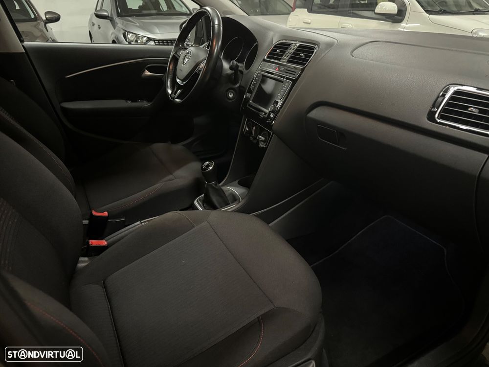 VW Polo 1.0 Confortline Nav - 13