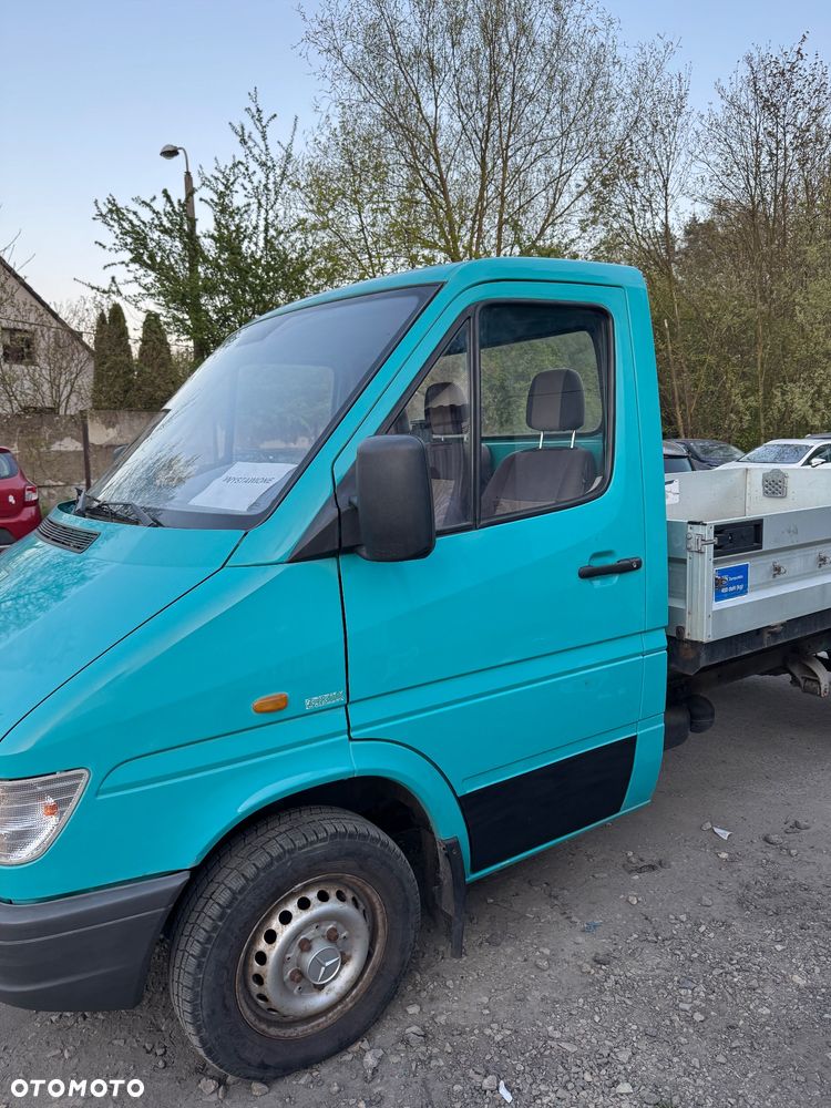 Mercedes-Benz Sprinter - 9