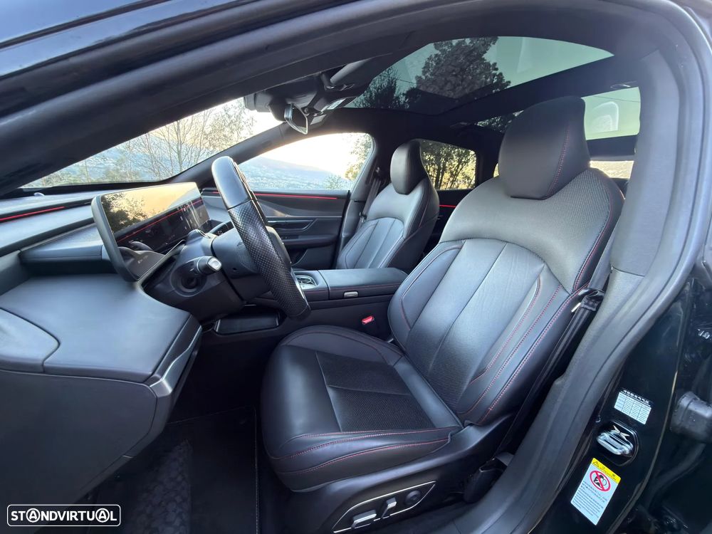 Xpeng P7i AWD Performance - 35