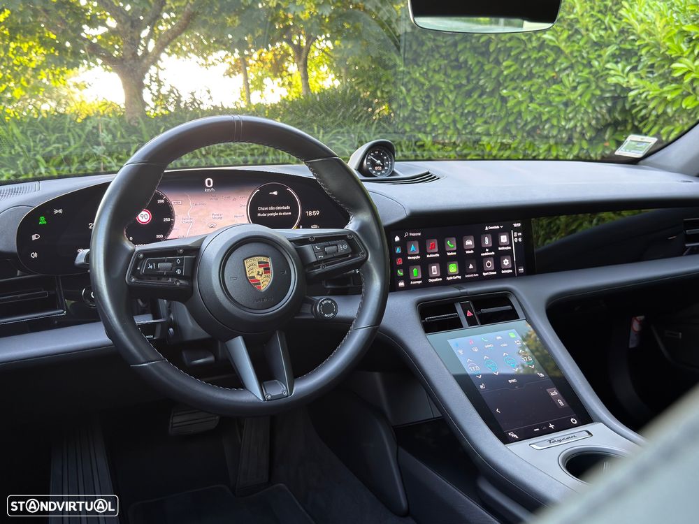 Porsche Taycan Standard - 37