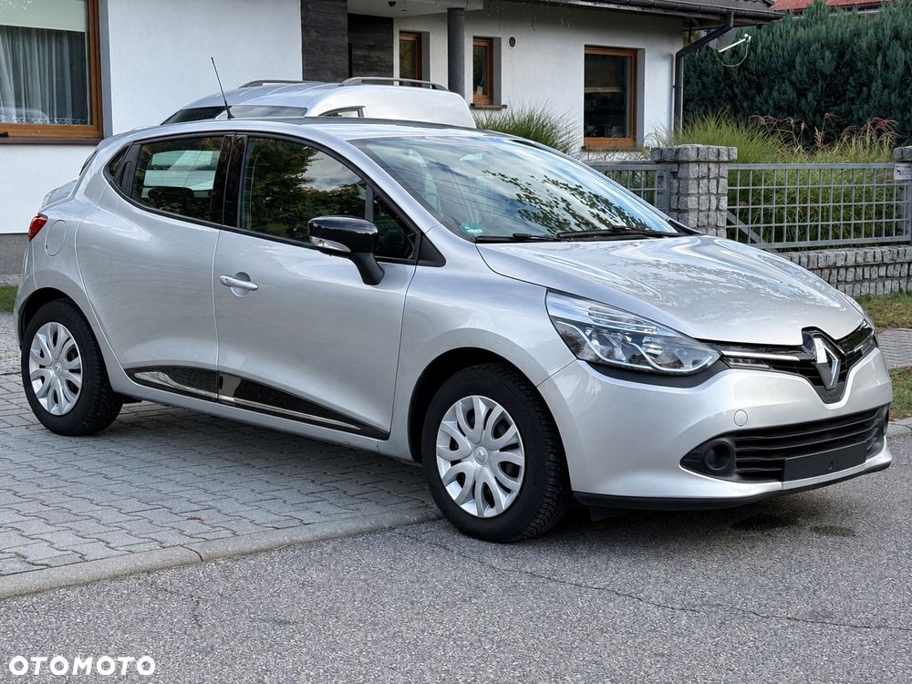 Renault Clio 2015 photo 2