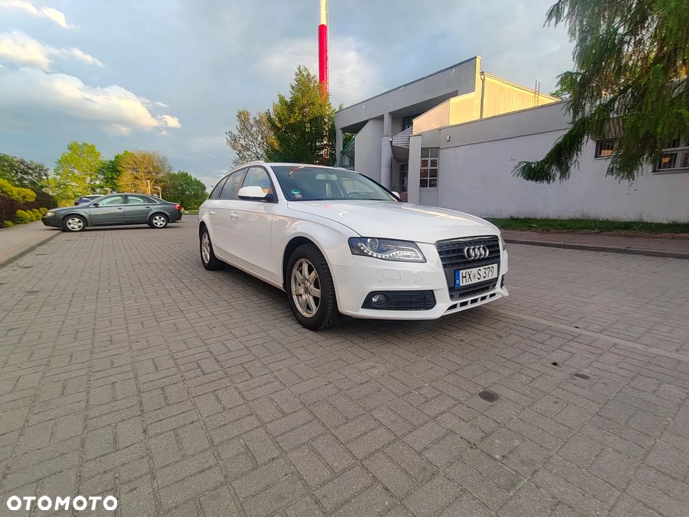 Audi A4 Avant - 19