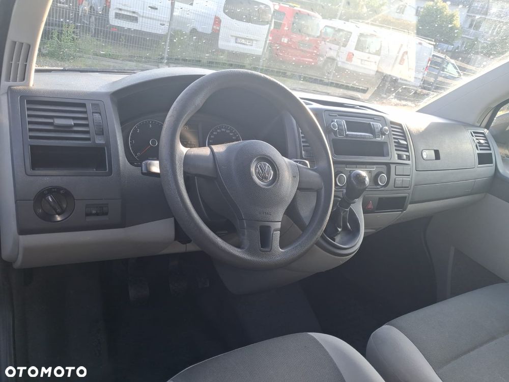Volkswagen Transporter - 10