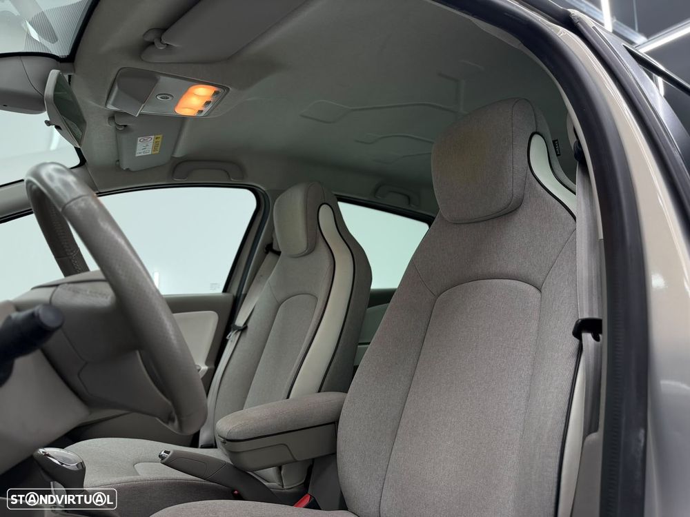 Renault Zoe (c/ Bateria) 41 kwh Life - 16