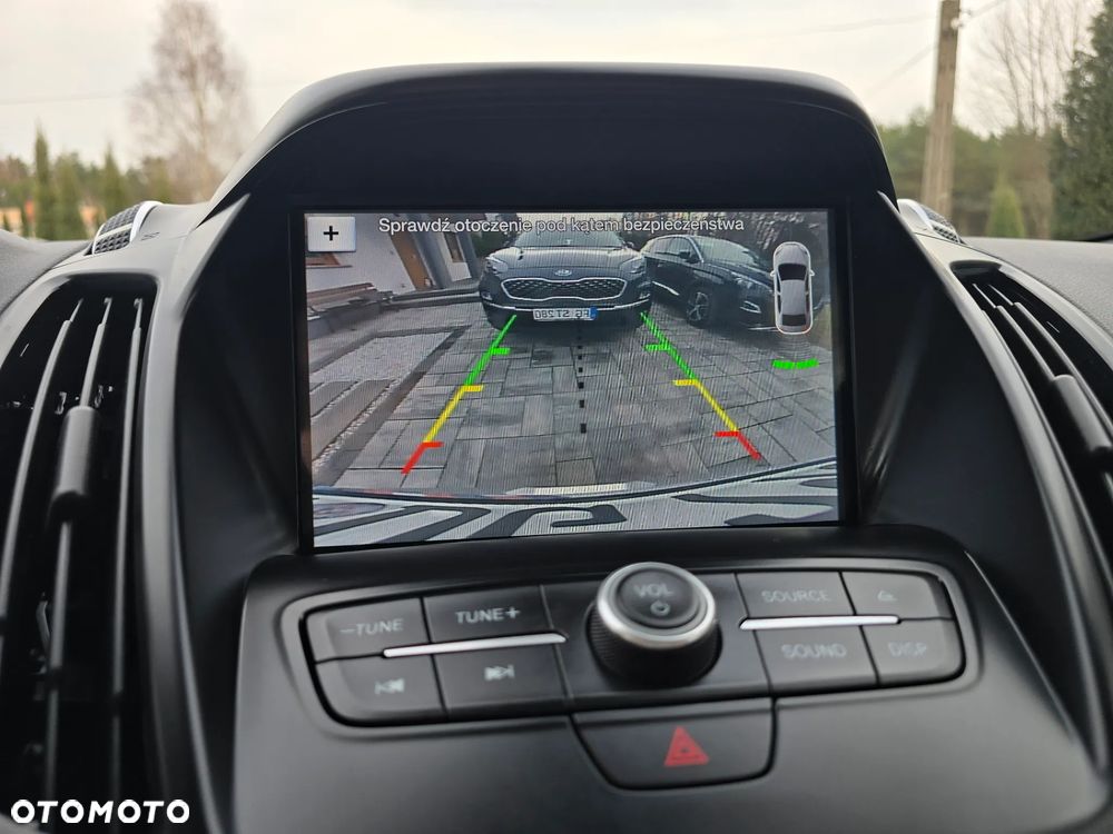 Ford Kuga 2.0 TDCi 4x4 ST-Line - 31