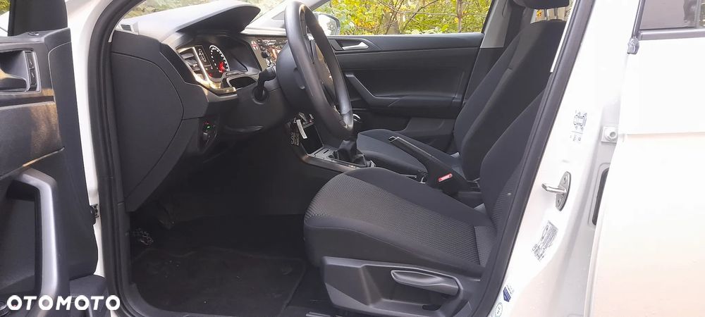 Volkswagen Polo - 7