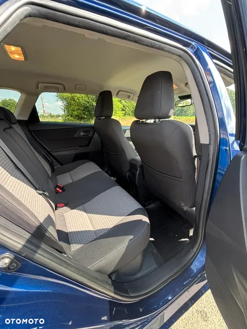 Toyota Auris - 32