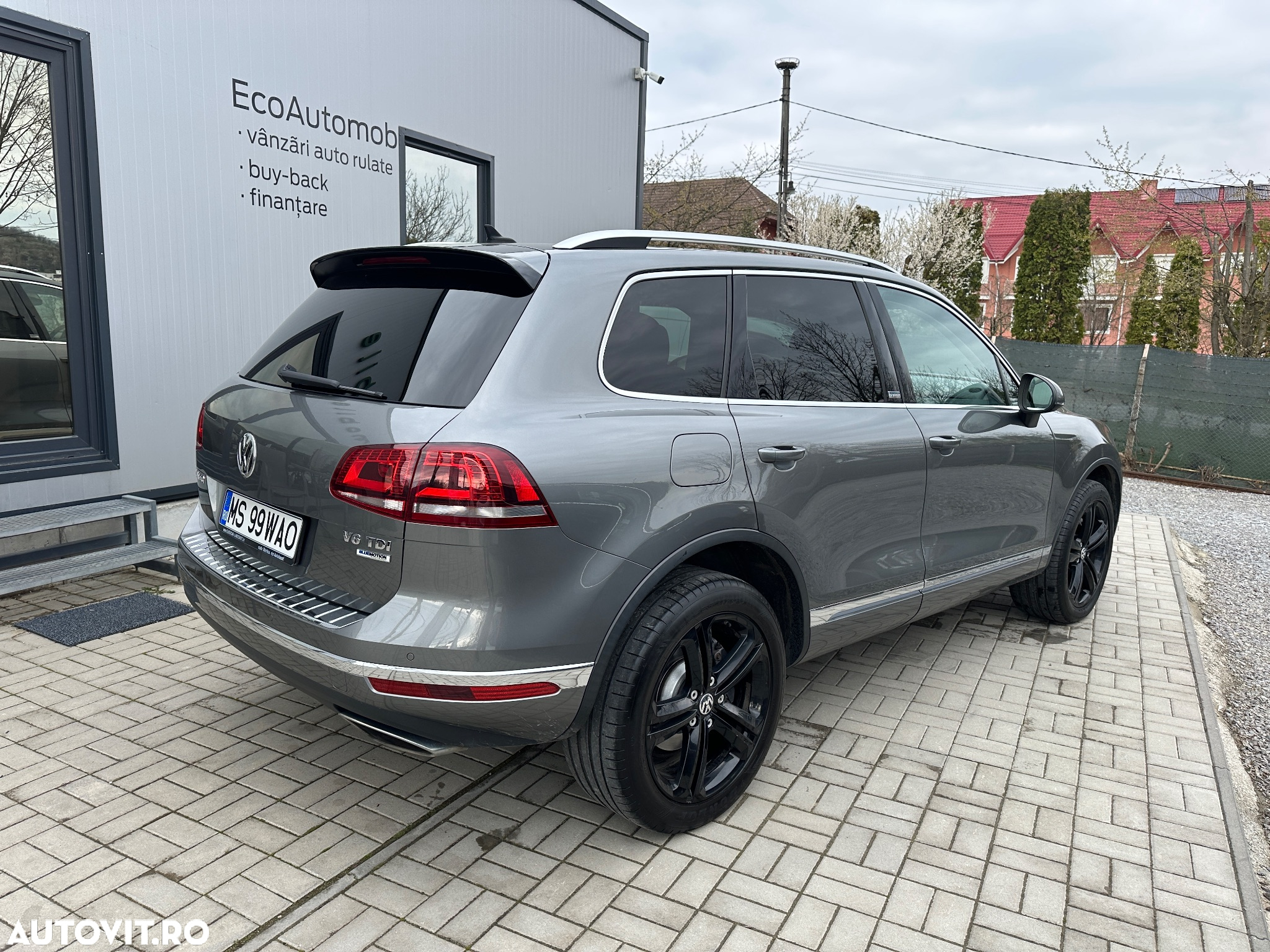 Volkswagen Touareg V6 TDI BMT Supreme Plus - 3