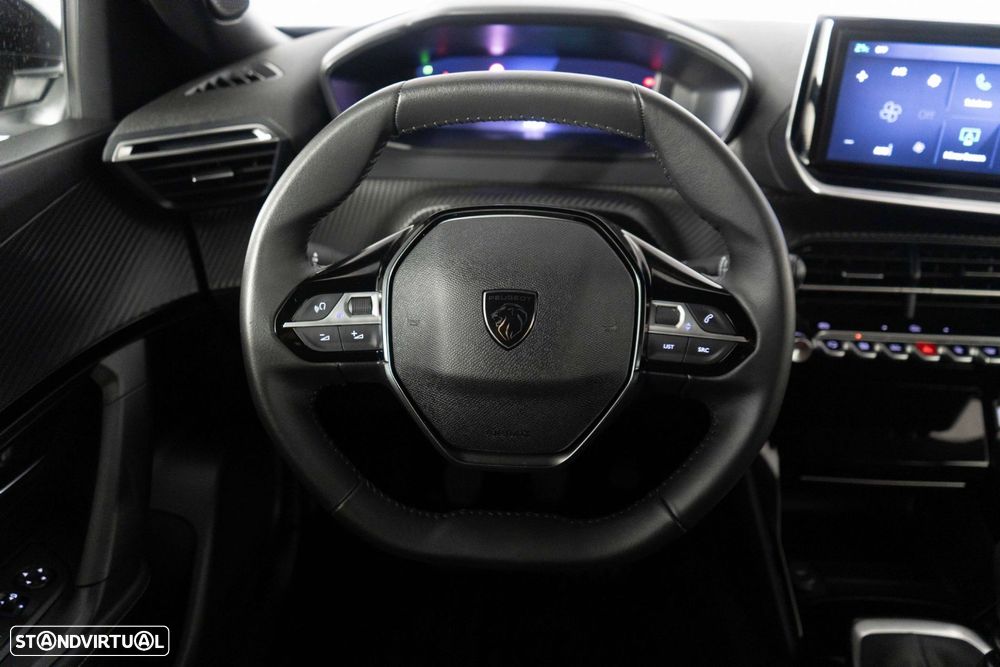 Peugeot 2008 1.2 PureTech Allure Pack - 22