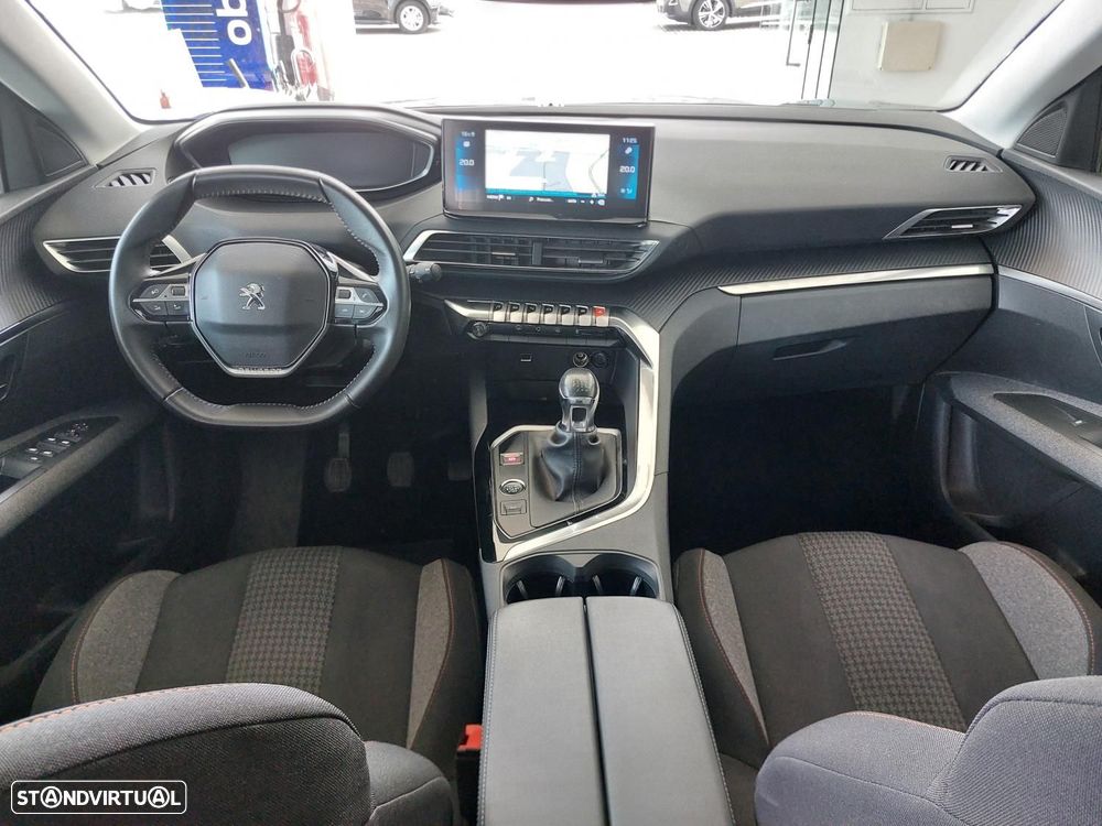Peugeot 3008 1.5 BlueHDi Active Pack — fotografia 12