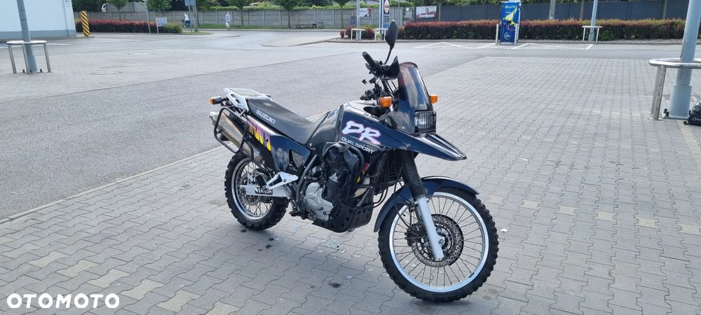 Suzuki DR - 4