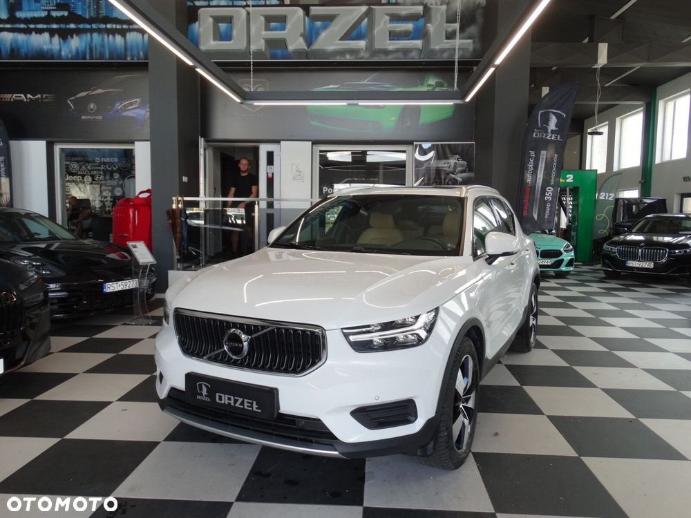 Volvo XC 40 - 1