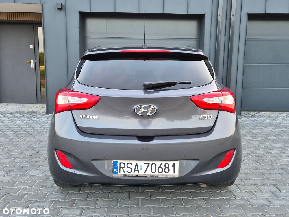 Hyundai i30 1.6 GDI Premium - 31