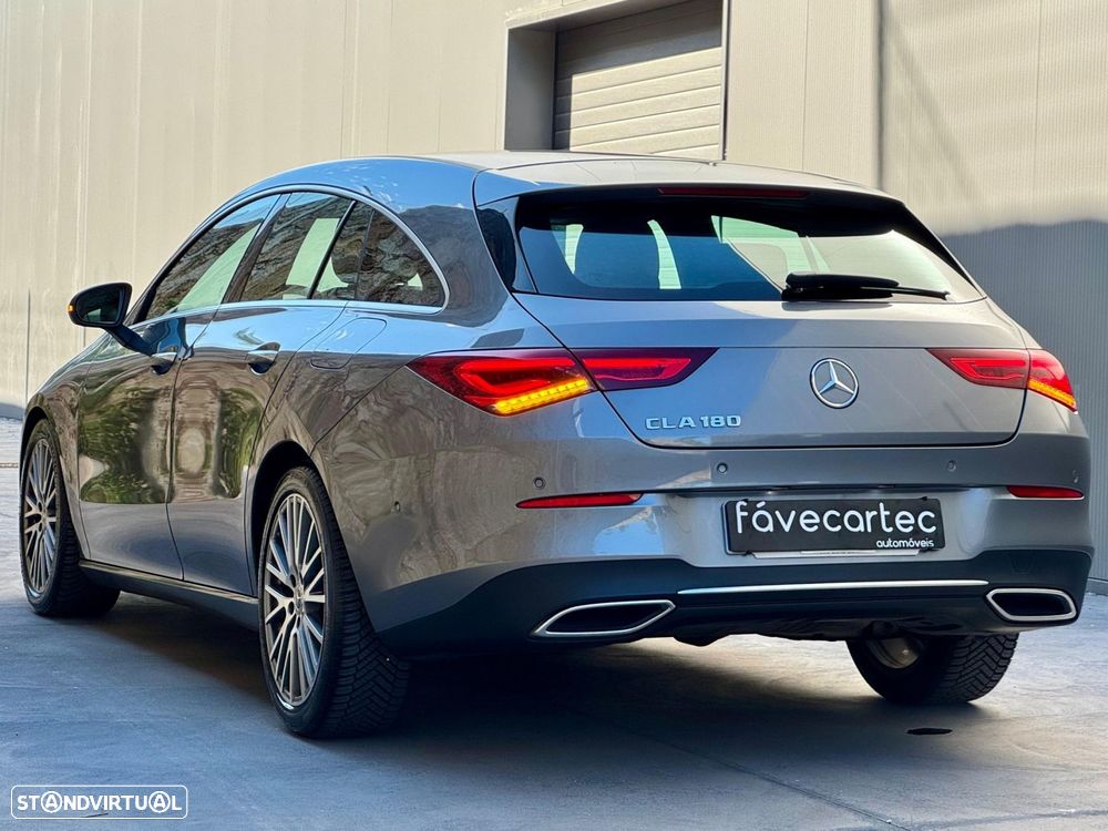 Mercedes-Benz CLA 180 7G-DCT Progressive - 22