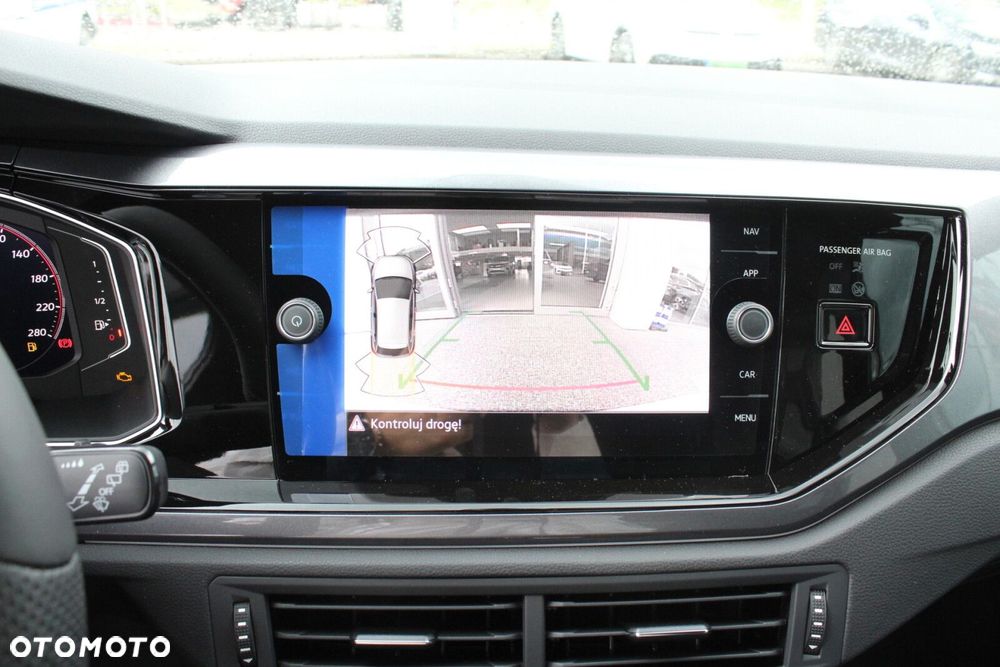 Volkswagen Polo - 10