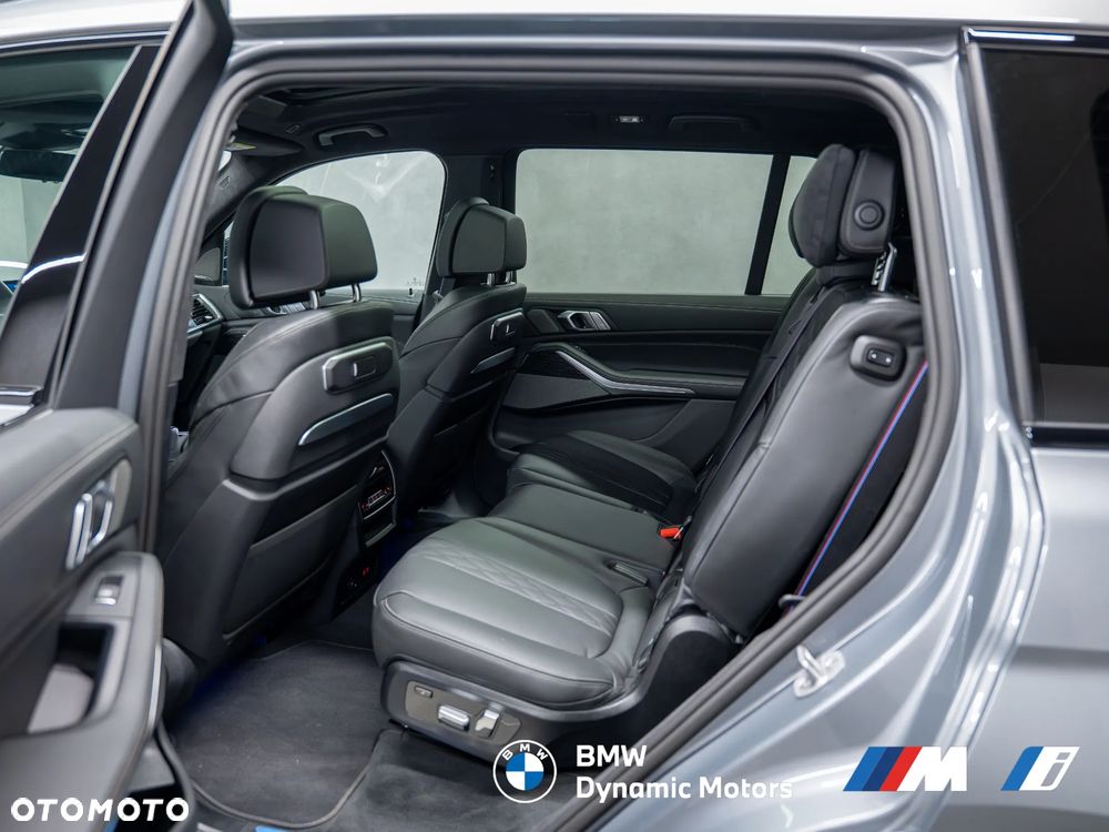 BMW X7 xDrive40i - 25