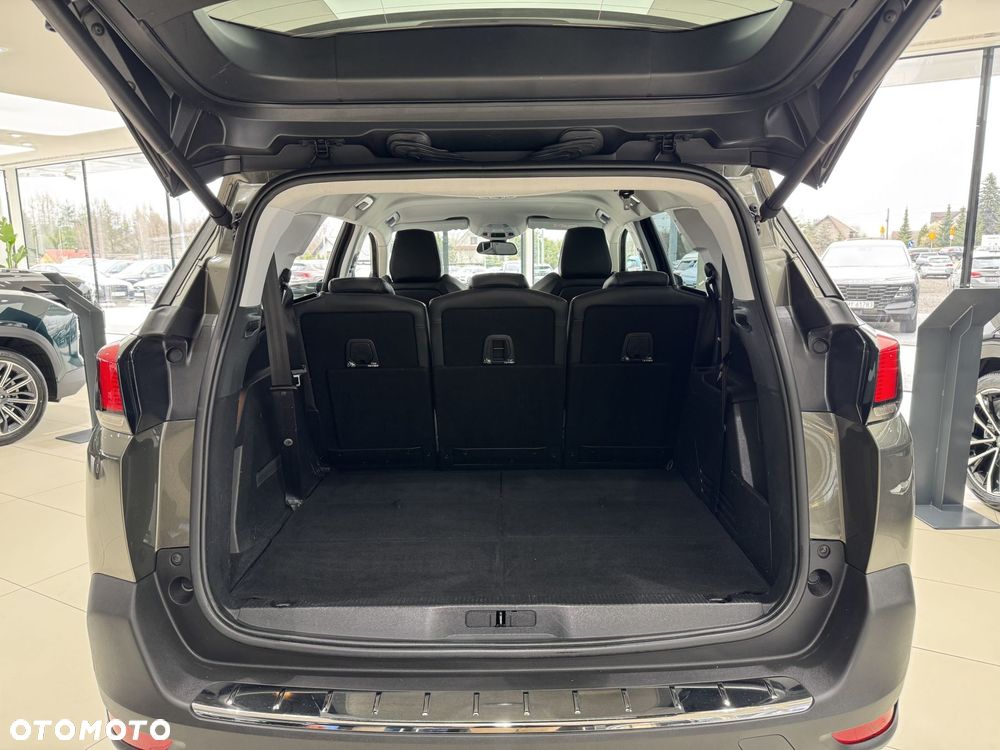 Peugeot 5008 - 19