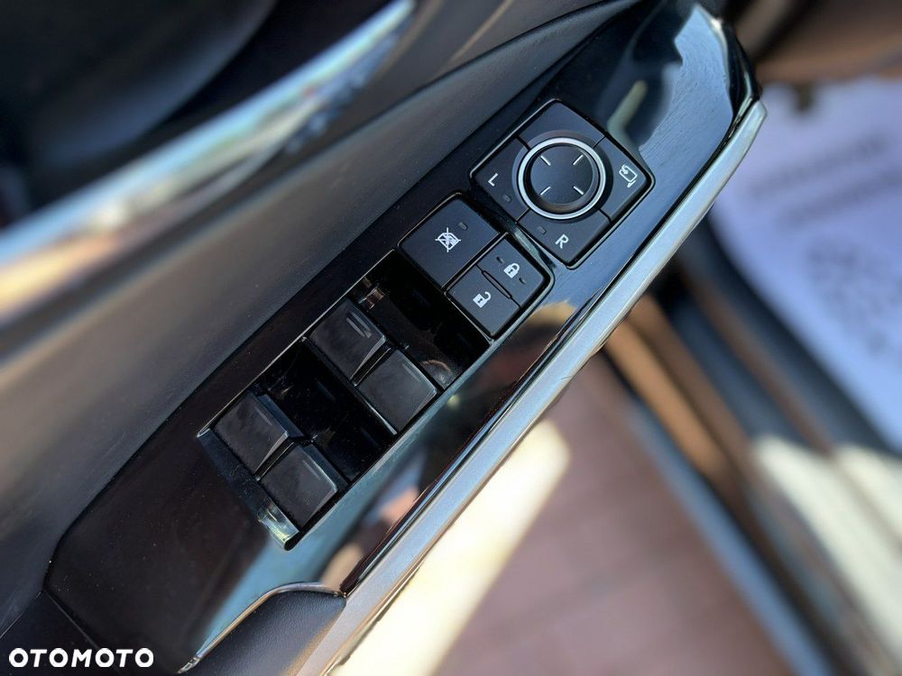 Lexus IS - 16