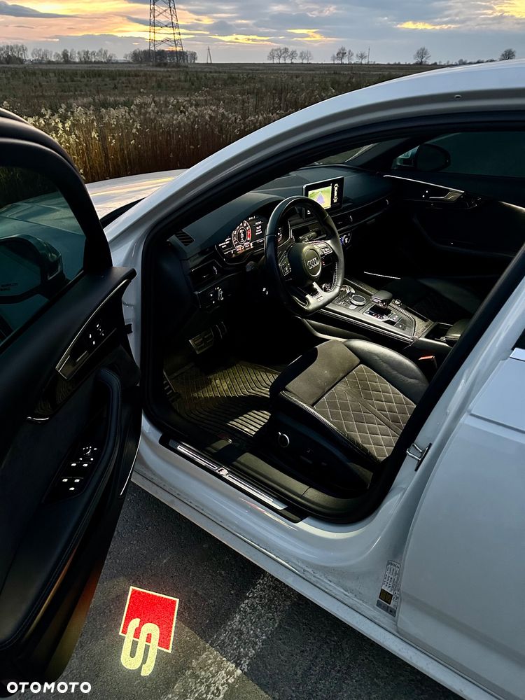 Audi S4 Limousine - 6