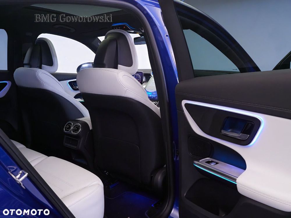 Mercedes-Benz GLC - 9